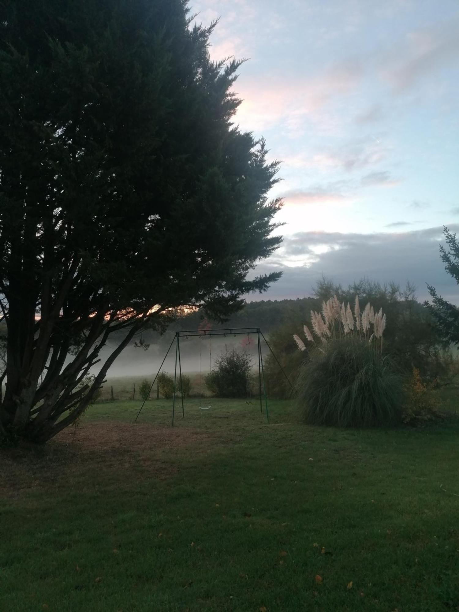 Vila Charmante Maison, Calme Et Nature A La Roche Posay Exteriér fotografie